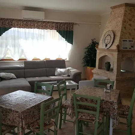Casale Di Vulci